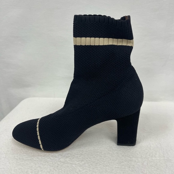 Tabitha Simmons Black Knit Stretch Comfort Anna Almond Toe Block Heels 8 NWT - Picture 7 of 12